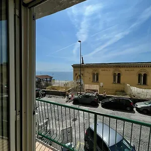 https://posillipo-336.hotels-amalfi.com